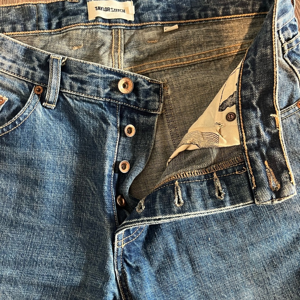 The Democratic Jean
in Mid Wash Organic Selvedge - Picture 4 of 8